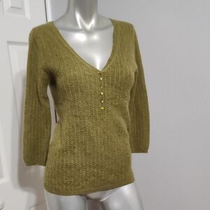 LORD & TAYLOR SMALL PISTACHIO GREEN 100% CASHMERE V-NECK SWEATER